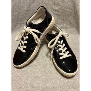 ECCO Danish Design Size EU 38 US 7-75 Black Patent Leather Sneakers EUC